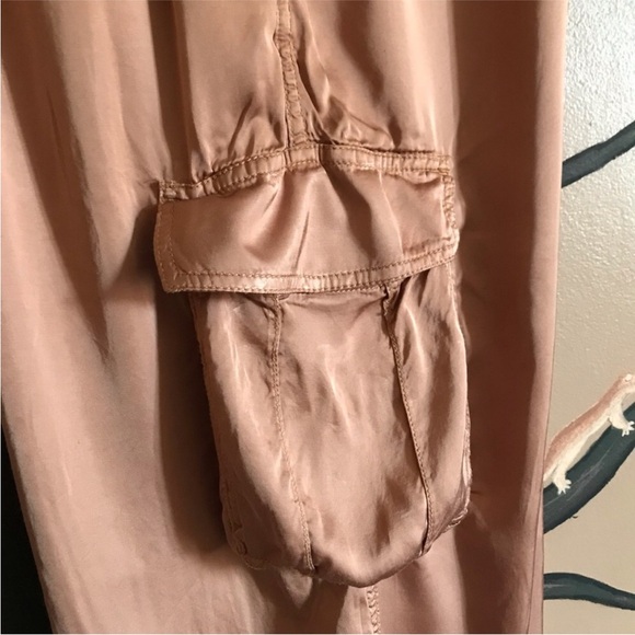 Aerie satin cargo pants - Picture 5 of 9